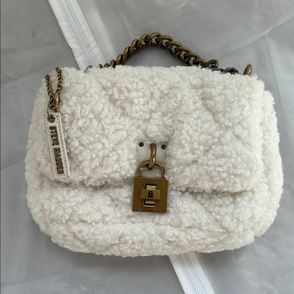 Steve Madden Cream Textured Shoulder Bag